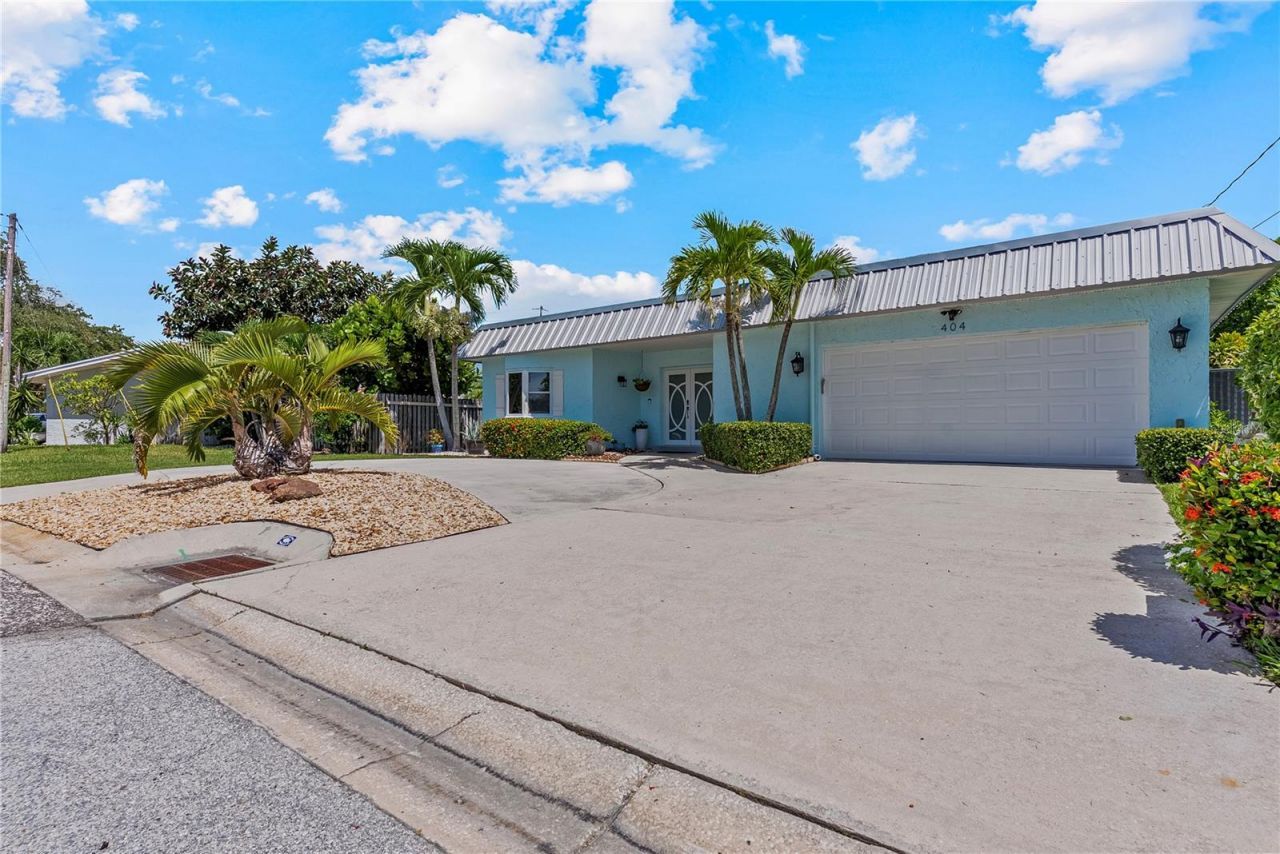 404 Harbor Drive S, Indian Rocks Beach, FL 33785 Photo