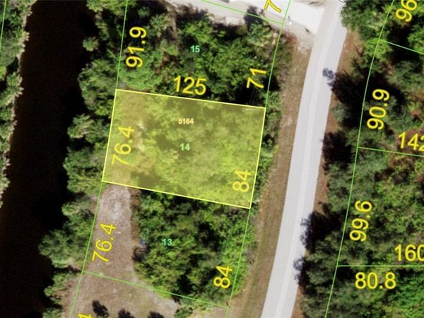 7751 PINEDALE DRIVE , PORT CHARLOTTE, FL 33981