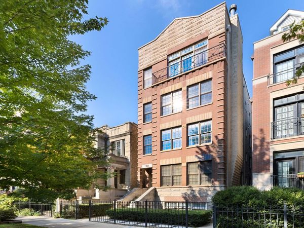 3634 N Fremont Street, Unit 4, Chicago, IL 60613