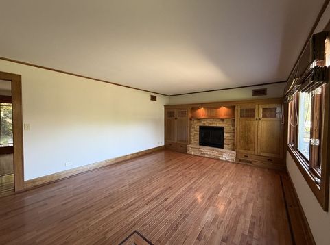 Main Photo