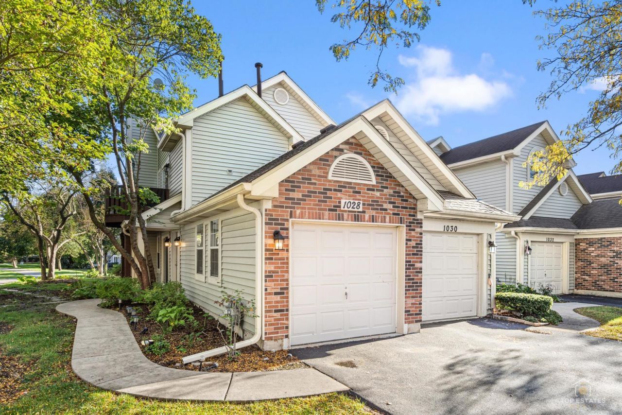 1028 Rockport Drive, Carol Stream, IL 60188 Main Photo