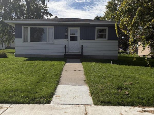 210 E 14th St, Marshfield, WI 54449