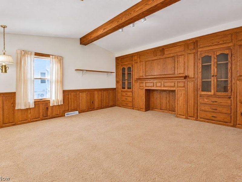 1323 Richmond Road, Lyndhurst, OH 44124 Photo 8