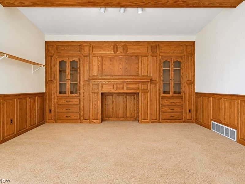 1323 Richmond Road, Lyndhurst, OH 44124 Photo 9