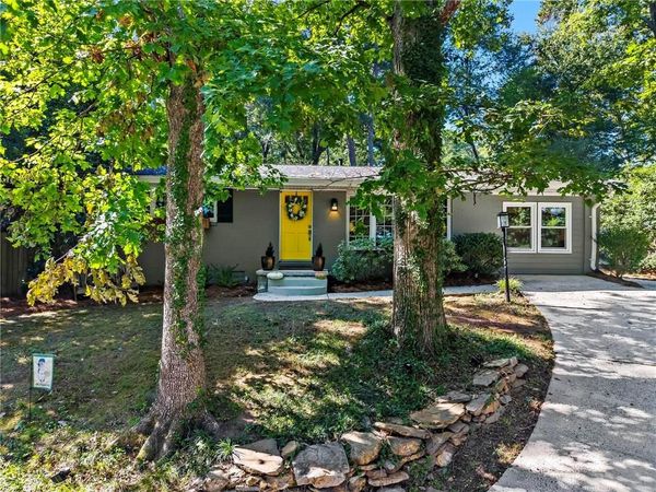 3842 Admiral Drive , Chamblee, GA 30341