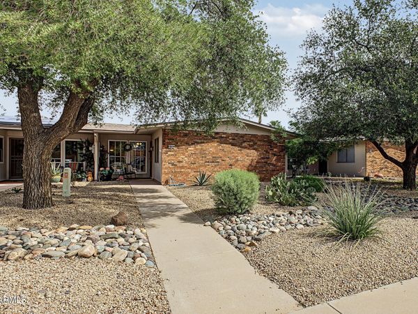 18219 N STONEBROOK Drive, Sun City West, AZ 85375