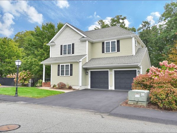 55 Surrey Ln, Unit 55, East Bridgewater, MA 02333