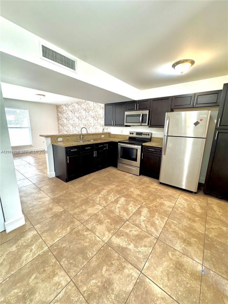 1968 NW 4th Ct , Unit 323, Miami, FL 33136 Photo