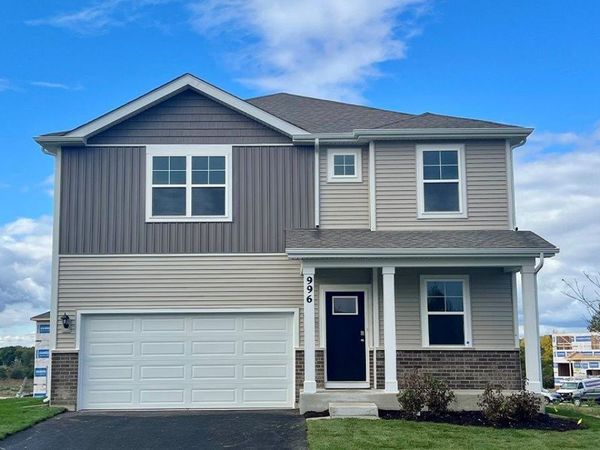 996 Sapphire Lane , Montgomery, IL 60538