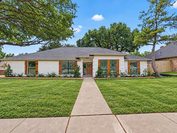 10117 Stoneleigh Drive, Benbrook, TX 76126