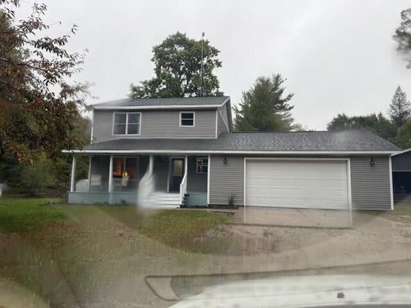 1312 Pine Hill Trail, Stanton, MI 48888