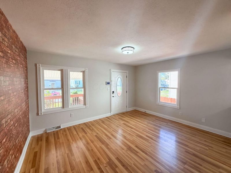 2790 Azelda Street , Columbus, OH 43211 Photo 12