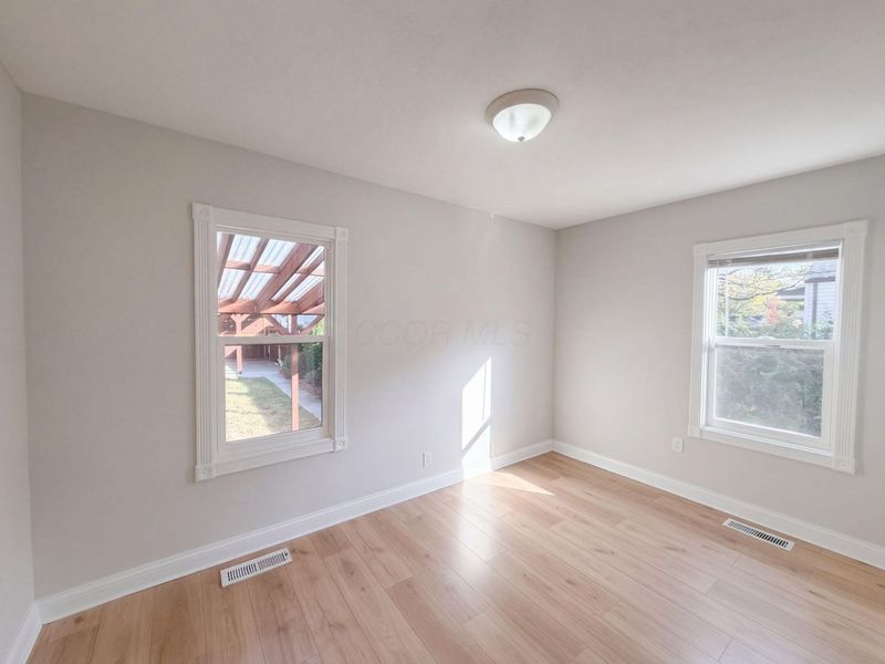 2790 Azelda Street , Columbus, OH 43211 Photo 4