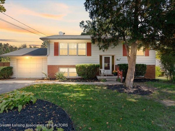 420 Renker Road, Lansing, MI 48917