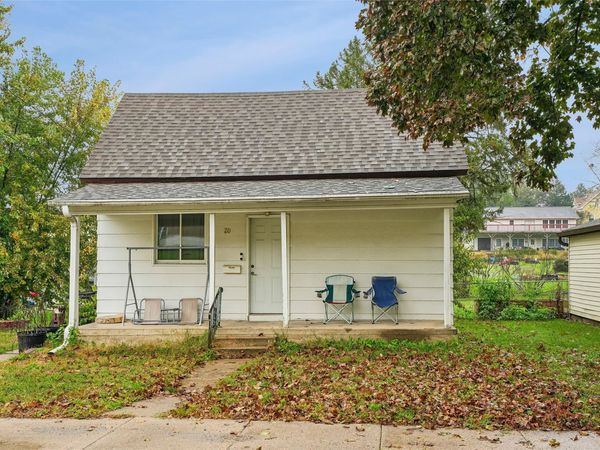 20 Cherry Street , Colfax, IA 50054