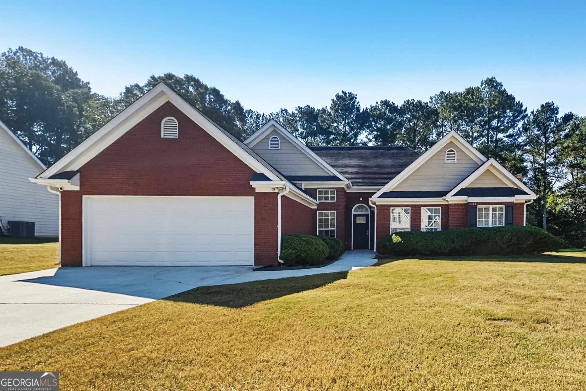215 Greenfield Way, Covington, GA 30016 Main Photo