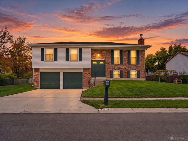1532 Casilla Court, Miamisburg, OH 45342