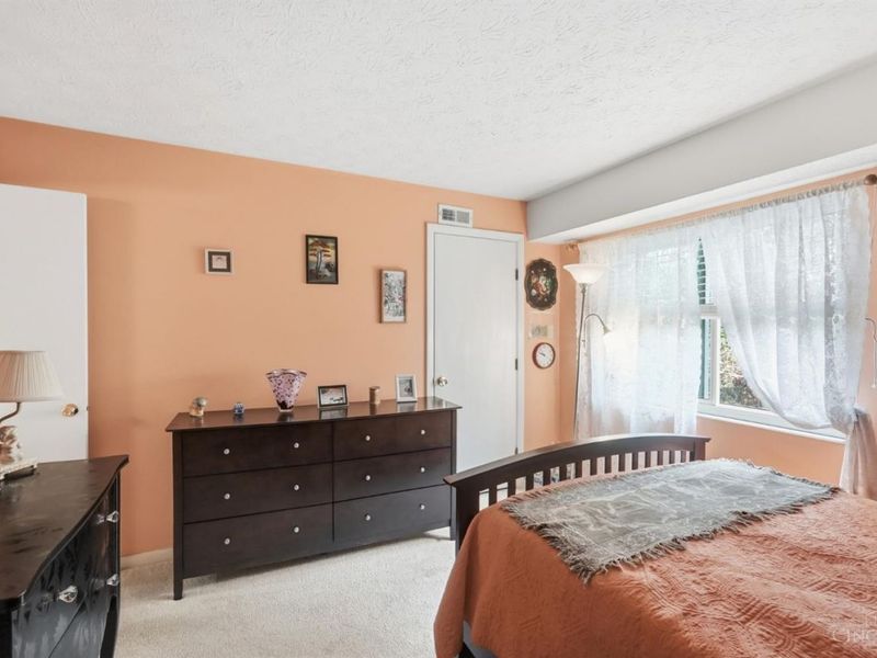 5991 Meadowcreek Drive, Unit 6, Miami Township, OH 45150 Photo 19