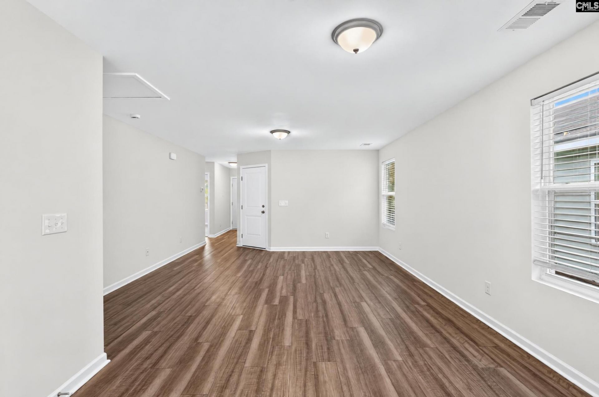 862 Summerwood Lane  Photo 7
