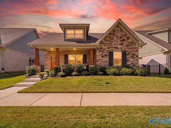 1607 Calistoga Circle NE, Huntsville, AL 35811