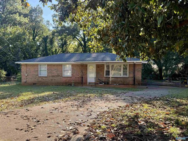 2616 Gamma Circle NW, Huntsville, AL 35810