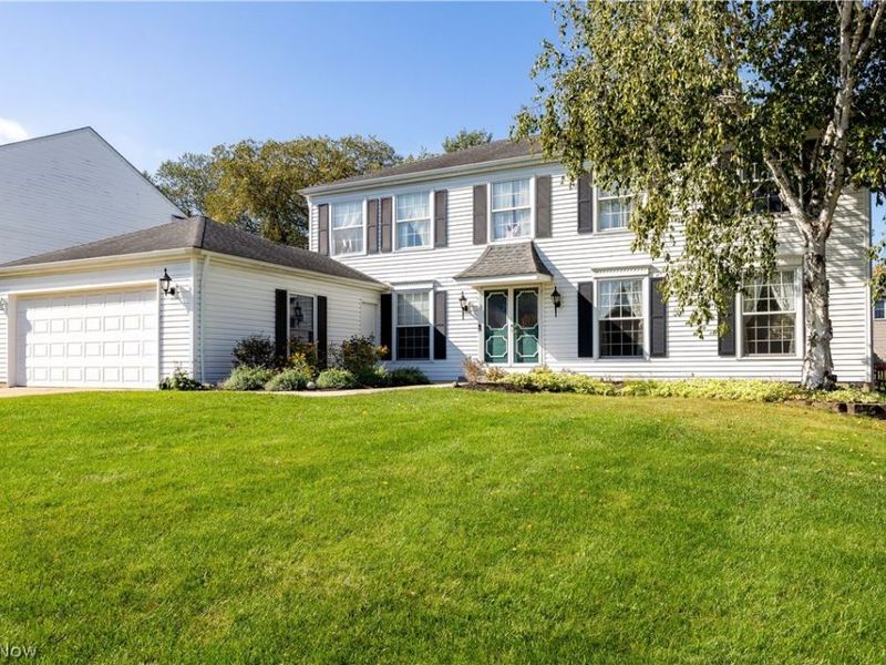17880 N Inlet Drive, Strongsville, OH 44136 Photo 1