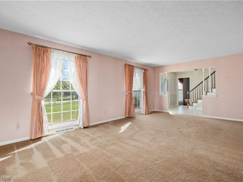 17880 N Inlet Drive, Strongsville, OH 44136 Photo 5