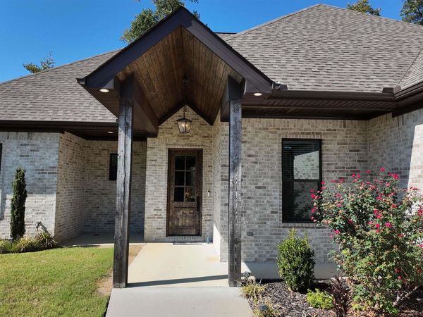 7717 S Shoreline Boulevard, Benton, AR 72019