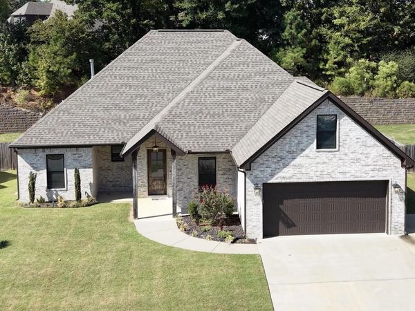 7717 S Shoreline Boulevard, Benton, AR 72019