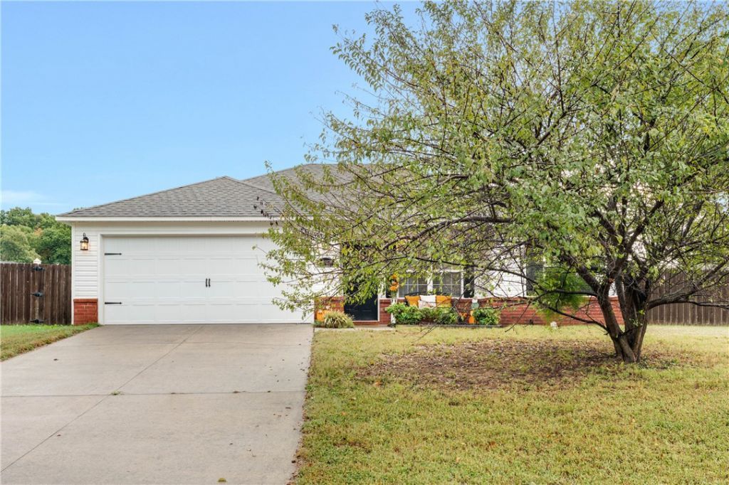 6730 Arrowhead Cove, Springdale, AR 72762 Main Photo