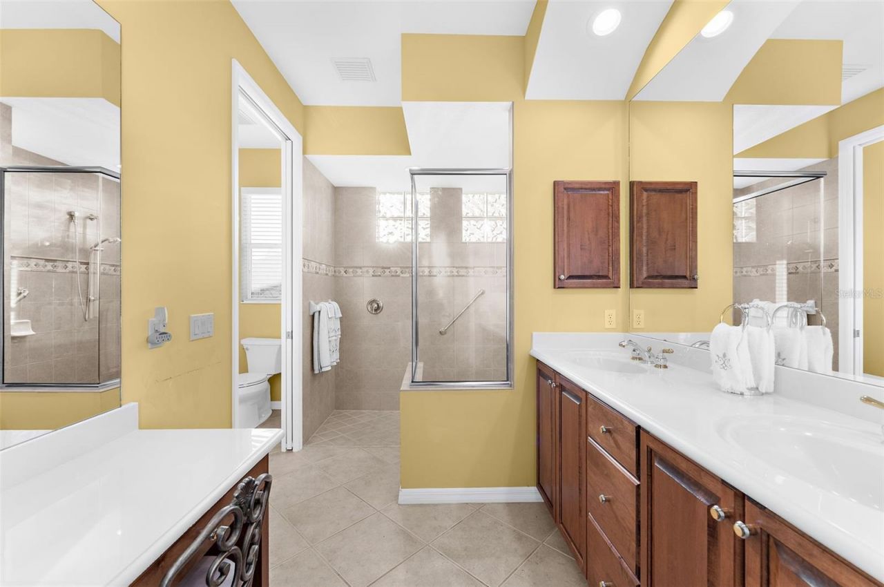 2524 Jefferson Circle , Sarasota, FL 34239 Photo