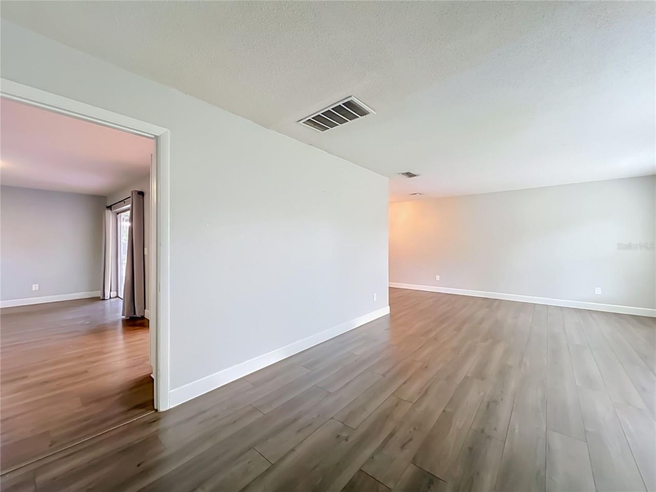 408 Maid Of The Mist Drive, Fern Park, FL 32730 Photo