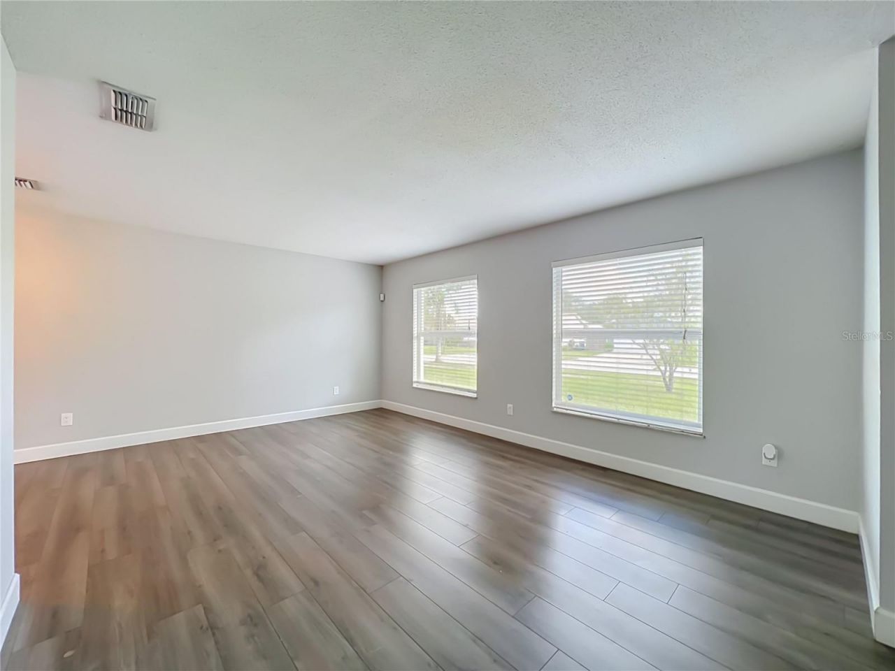 408 Maid Of The Mist Drive, Fern Park, FL 32730 Photo