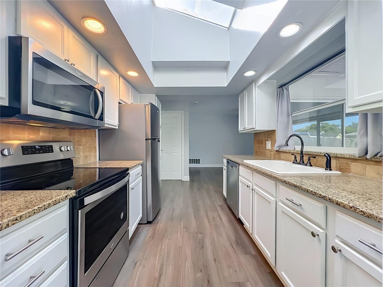 408 Maid Of The Mist Drive, Fern Park, FL 32730 Photo