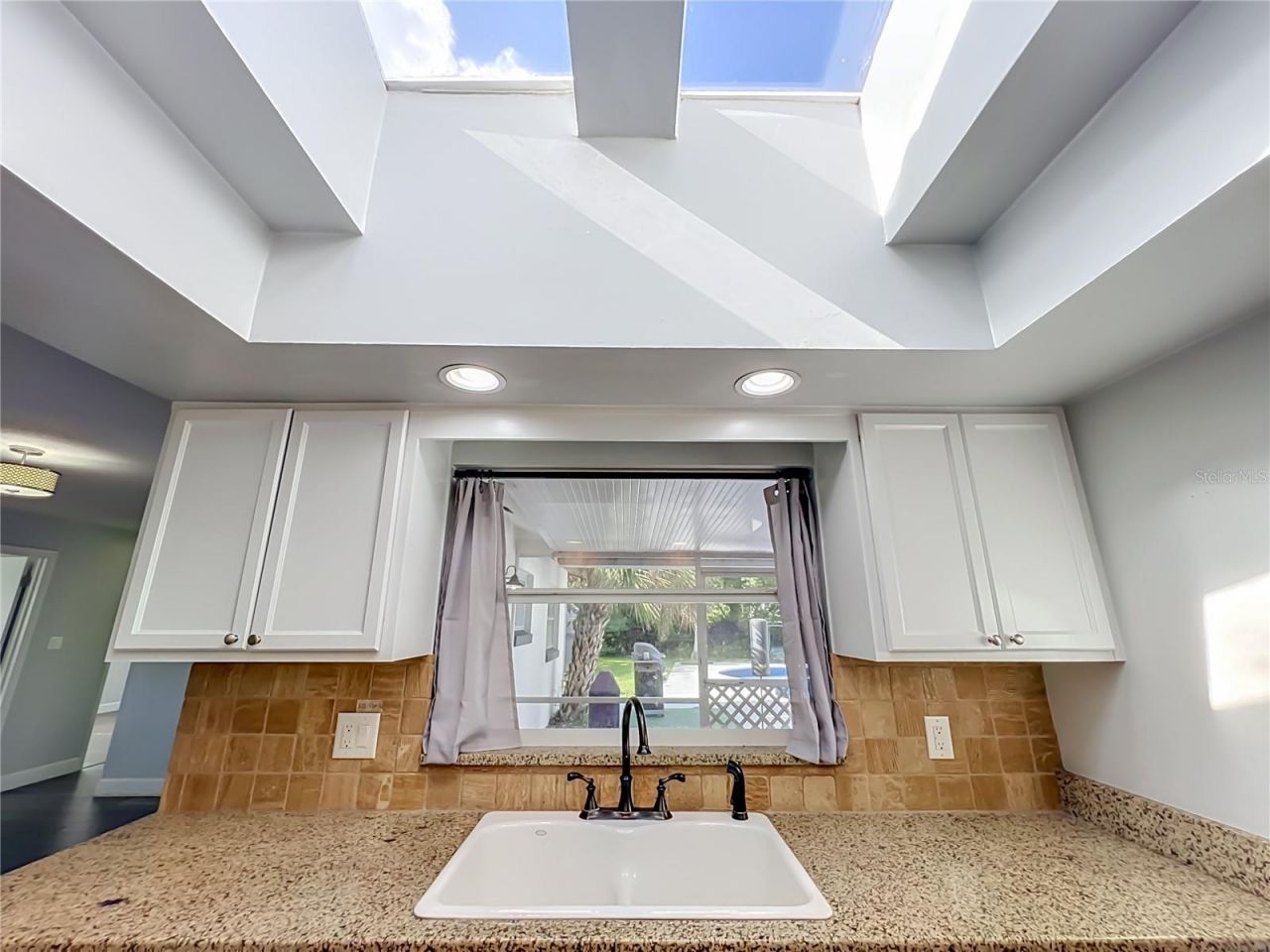 408 Maid Of The Mist Drive, Fern Park, FL 32730 Photo