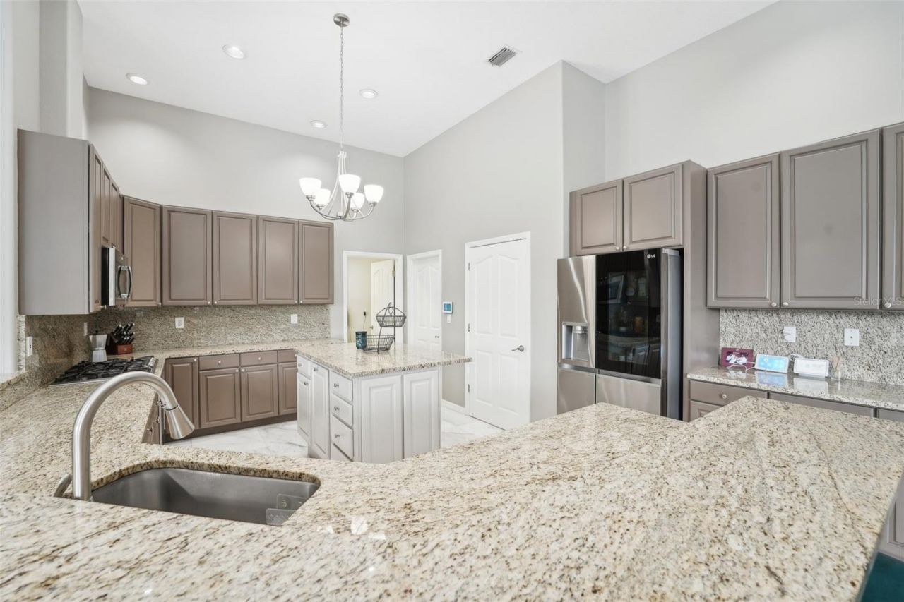 6428 Renwick Circle, Tampa, FL 33647 Photo