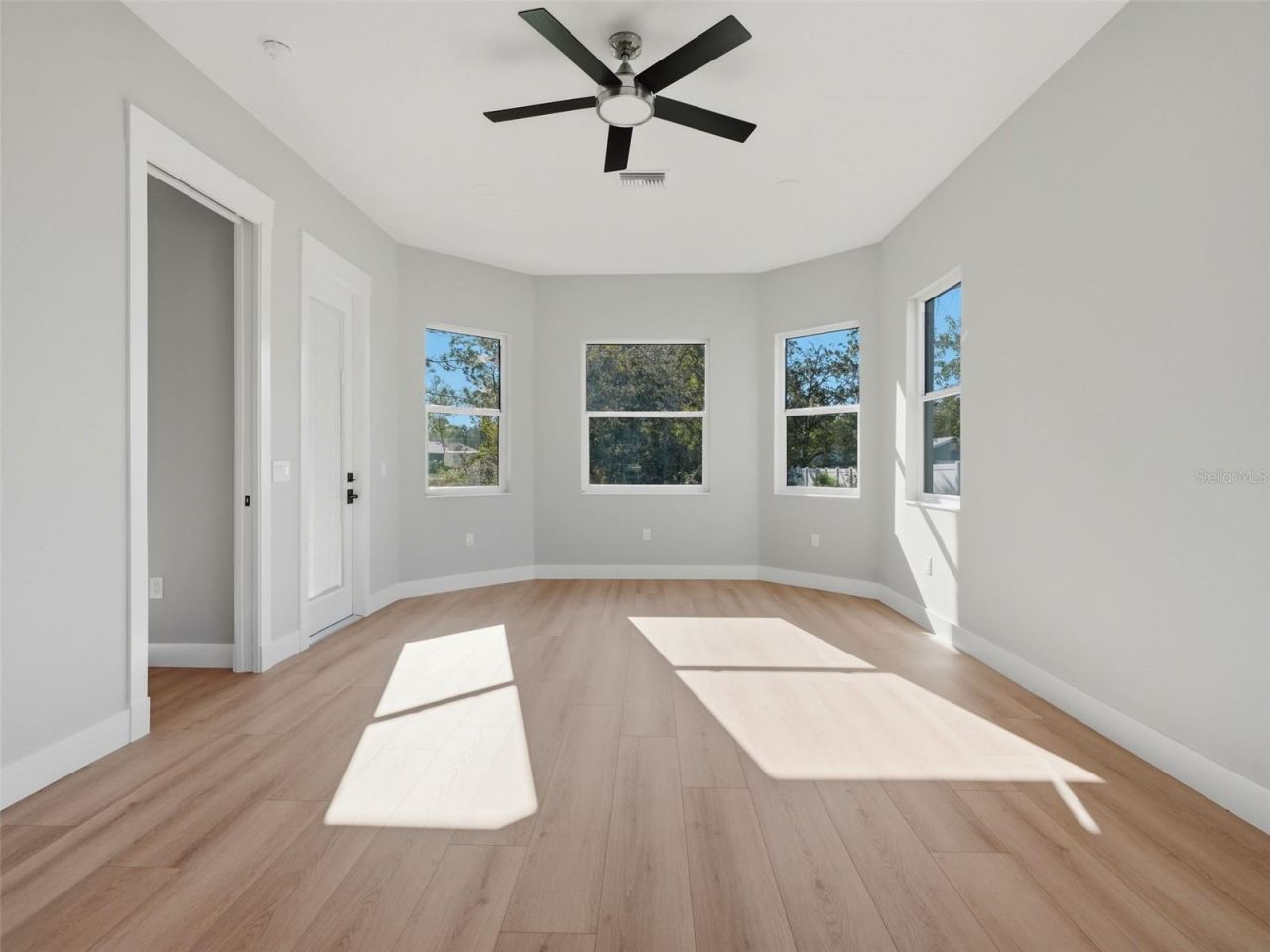 11250 Humber Road, Weeki Wachee, FL 34614 Photo