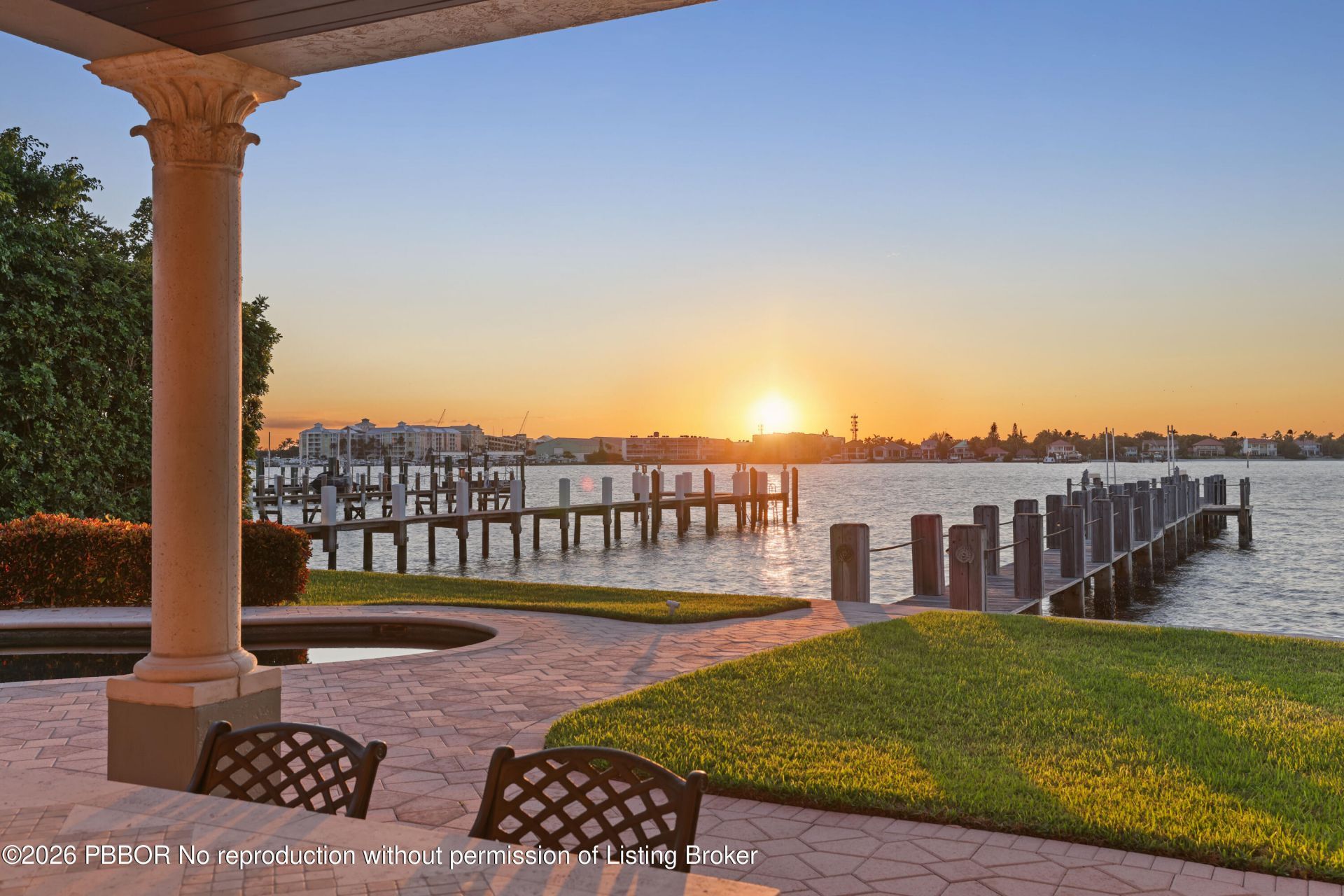 1207 N Atlantic Drive, Lantana, FL 33462 Photo