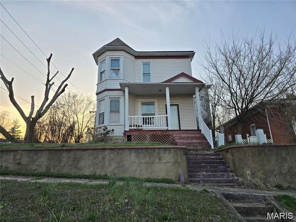 122 S 2nd Street, De Soto, MO 63020