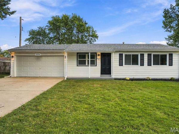 4904 Plum Tree Lane , Hazelwood, MO 63042