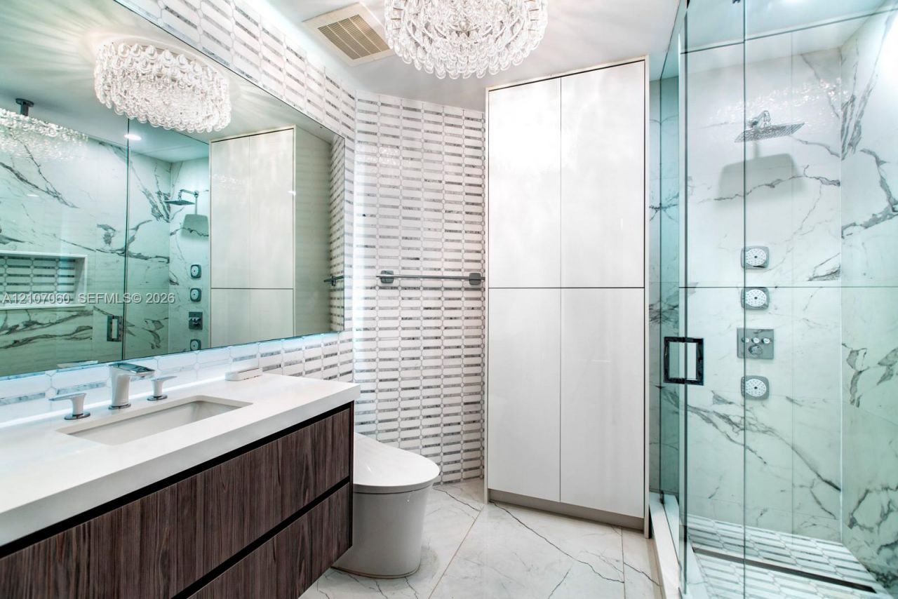 50 S Pointe Dr , Unit 610, Miami Beach, FL 33139 Photo