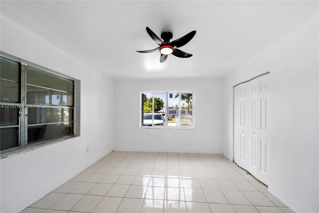 2461 NW 208th St, Miami Gardens, FL 33056 Photo