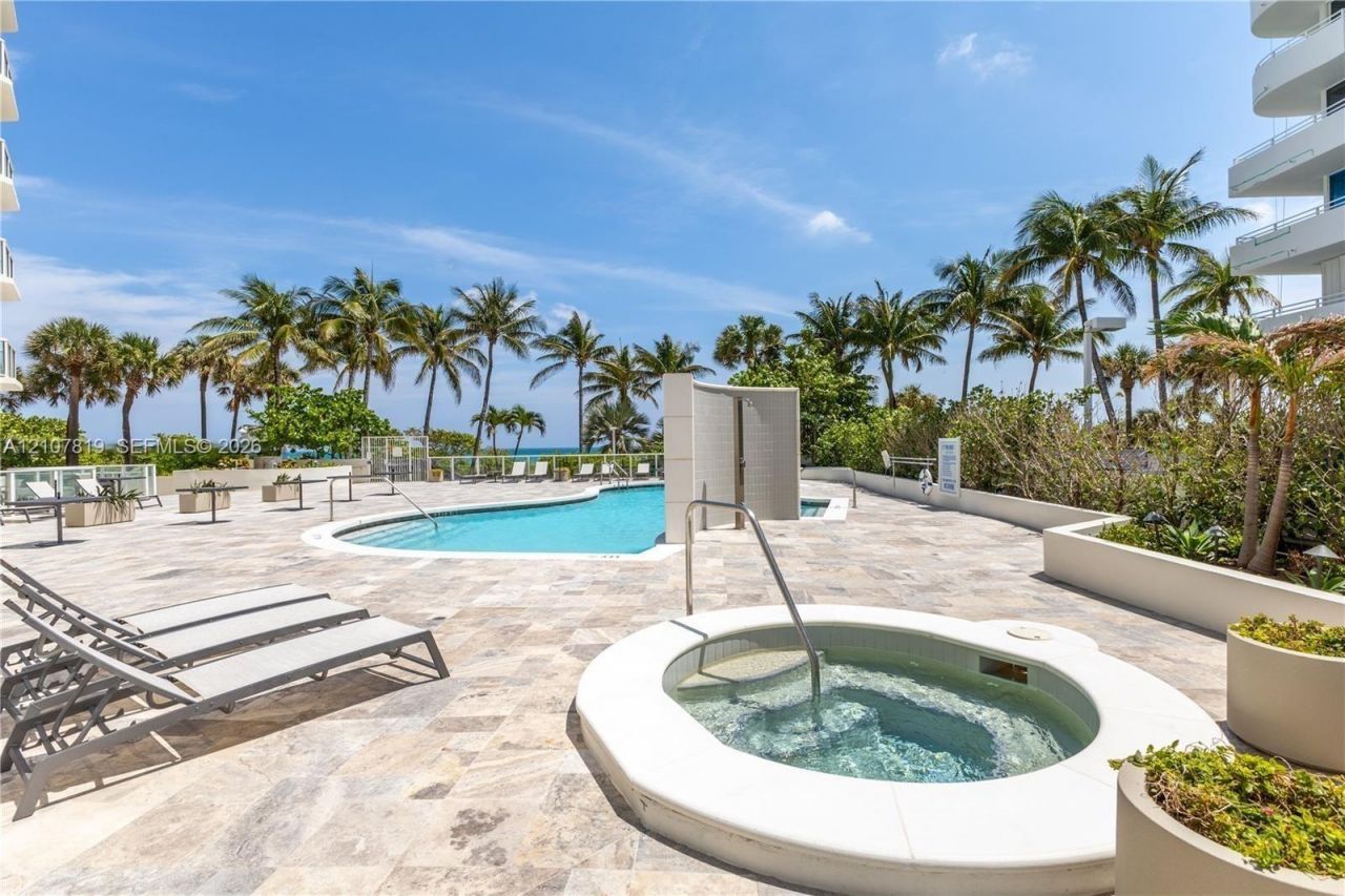 8925 E Collins Ave , Unit 6E, Surfside, FL 33154 Photo
