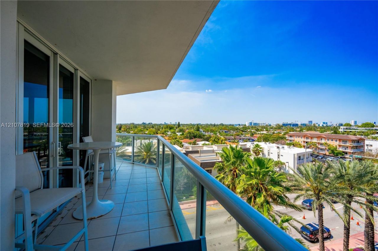 8925 E Collins Ave , Unit 6E, Surfside, FL 33154 Photo