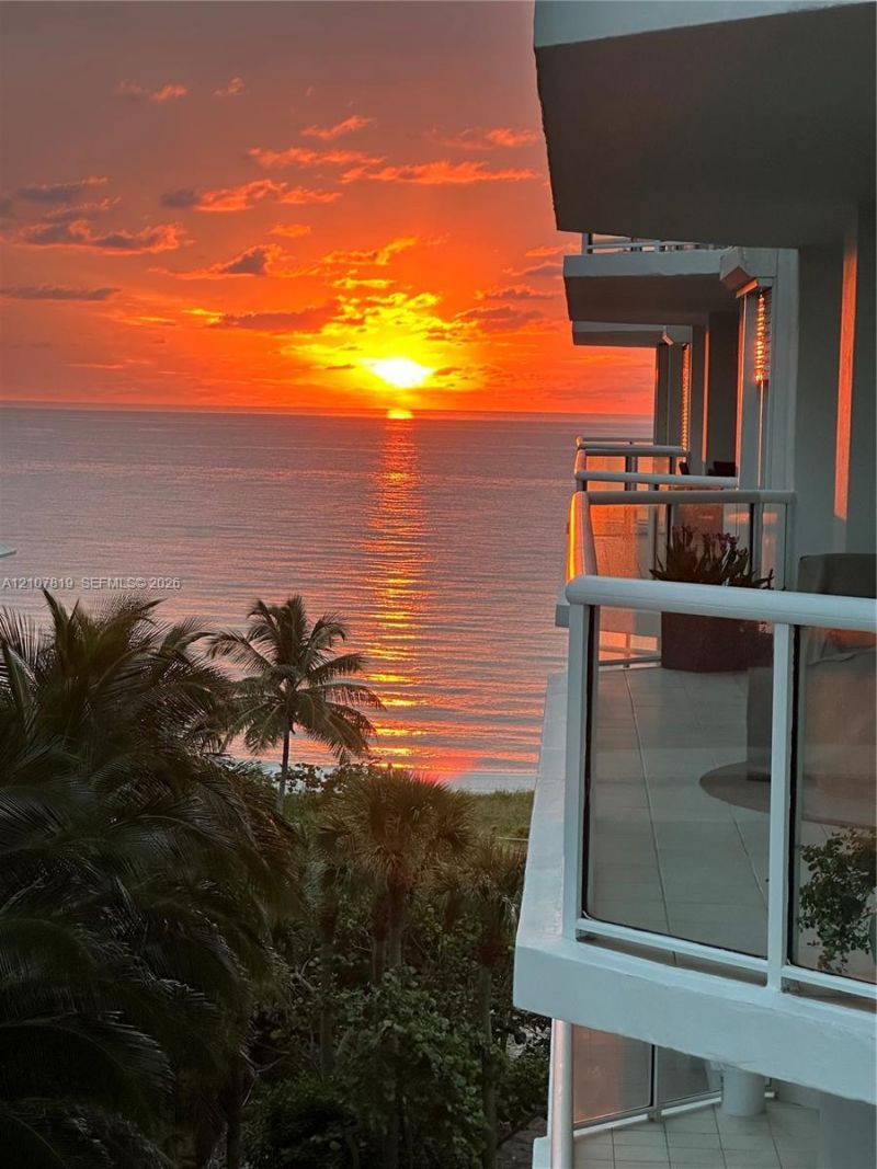8925 E Collins Ave , Unit 6E, Surfside, FL 33154 Photo