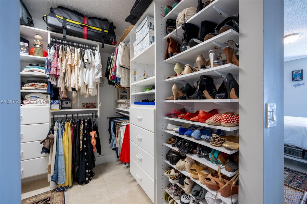 8925 E Collins Ave , Unit 6E, Surfside, FL 33154 Photo