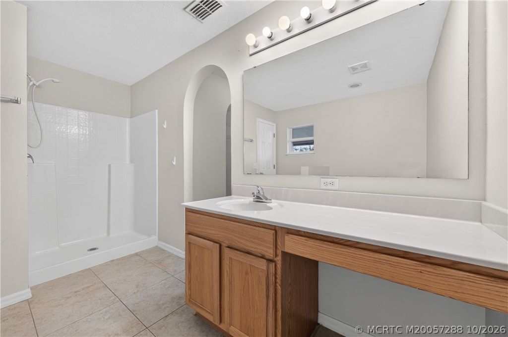 1833 SW Lofgren Avenue , Port Saint Lucie, FL 34953 Photo
