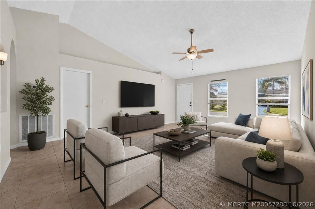 1833 SW Lofgren Avenue , Port Saint Lucie, FL 34953 Photo
