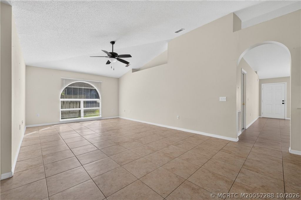 1833 SW Lofgren Avenue , Port Saint Lucie, FL 34953 Photo