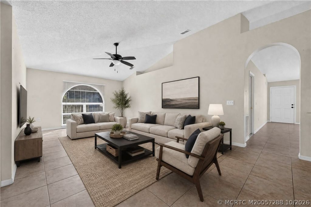 1833 SW Lofgren Avenue , Port Saint Lucie, FL 34953 Photo